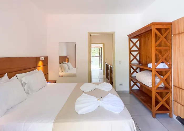 Pousada Ilha VitoriaHotel em Ubatuba